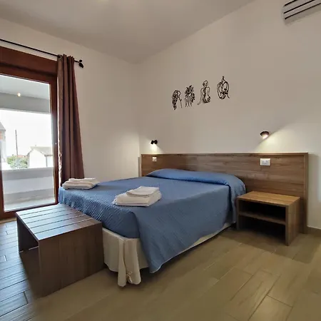 Class Con Bagno Privato , Vicino Alle Dune Di Porto Pino