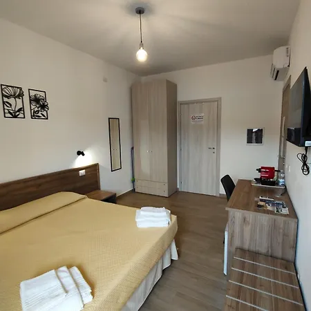 Class Con Bagno Privato , Vicino Alle Dune Di Porto Pino 4*
