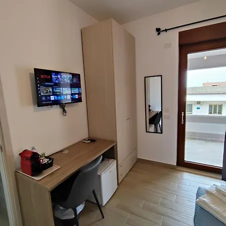 Class Con Bagno Privato , Vicino Alle Dune Di Porto Pino 4*