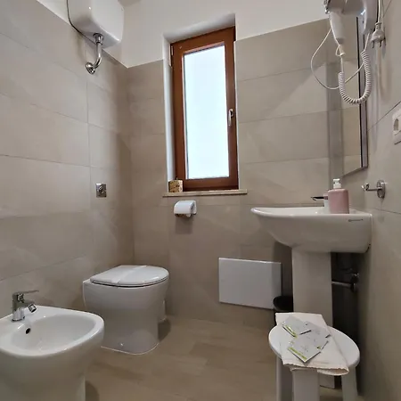 Class Con Bagno Privato , Vicino Alle Dune Di Porto Pino SantʼAnna Arresi
