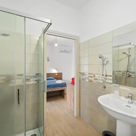 Class Con Bagno Privato , Vicino Alle Dune Di Porto Pino 산타나아레시