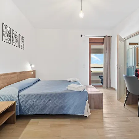 Class Con Bagno Privato , Vicino Alle Dune Di Porto Pino 게스트하우스 산타나아레시