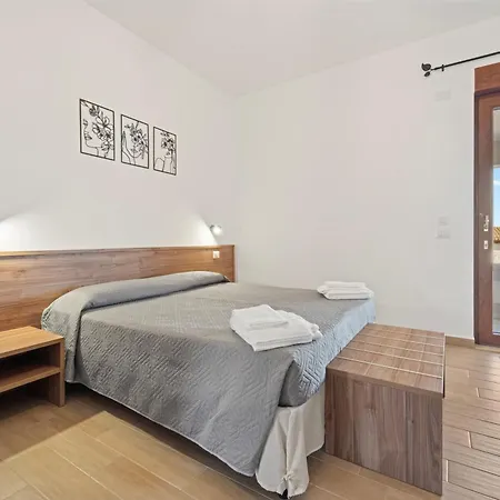 Class Con Bagno Privato , Vicino Alle Dune Di Porto Pino 게스트하우스 4*