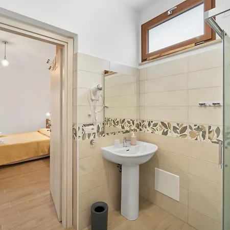 Class Con Bagno Privato , Vicino Alle Dune Di Porto Pino 게스트하우스